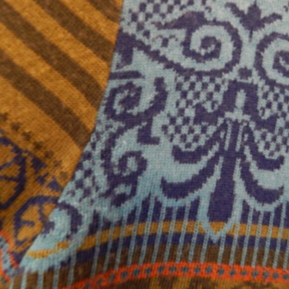 Icelandic Design Sweater Womans Small - Picture 6 of 9